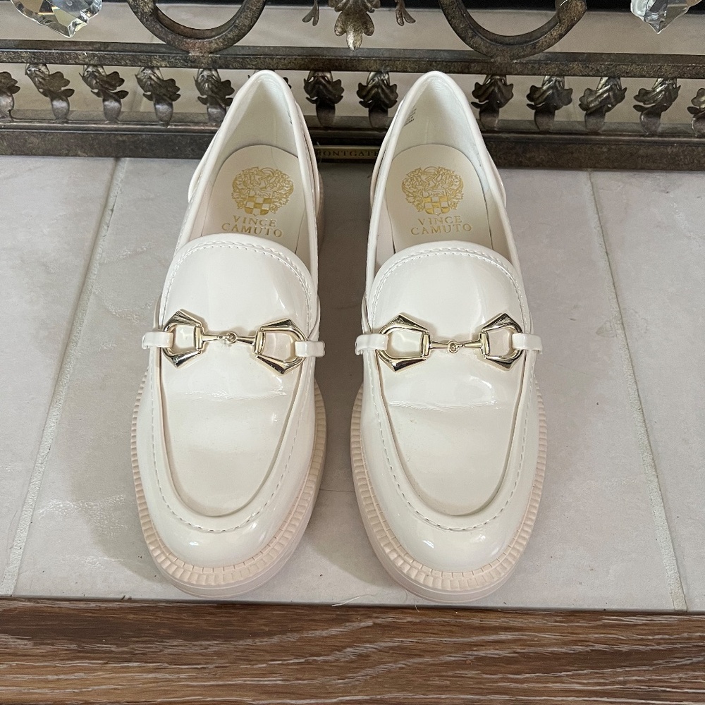 Vince Camuto Patent Loafers -- Cream White; Size 6.5